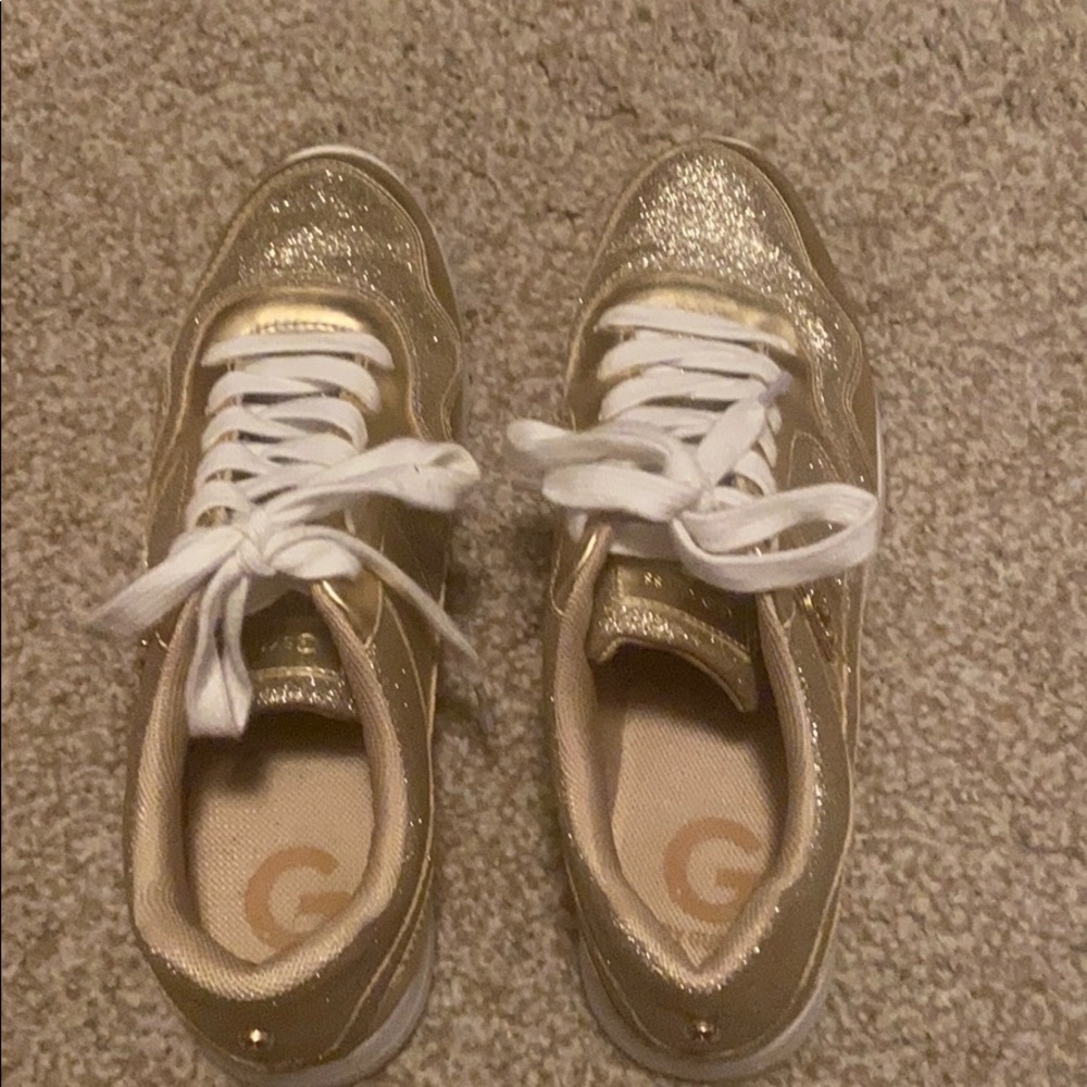 GUESS Gold sparkly sneakers